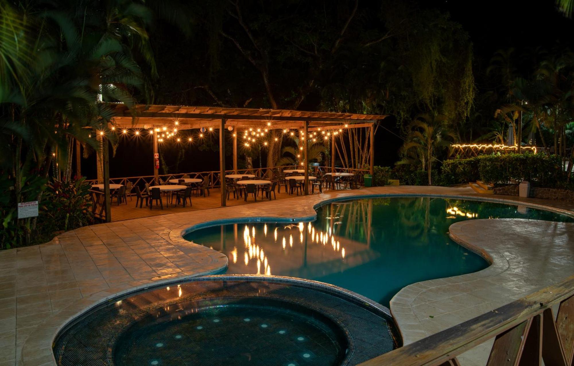 Banana Palms Hotel Ріо-Дульсе Екстер'єр фото