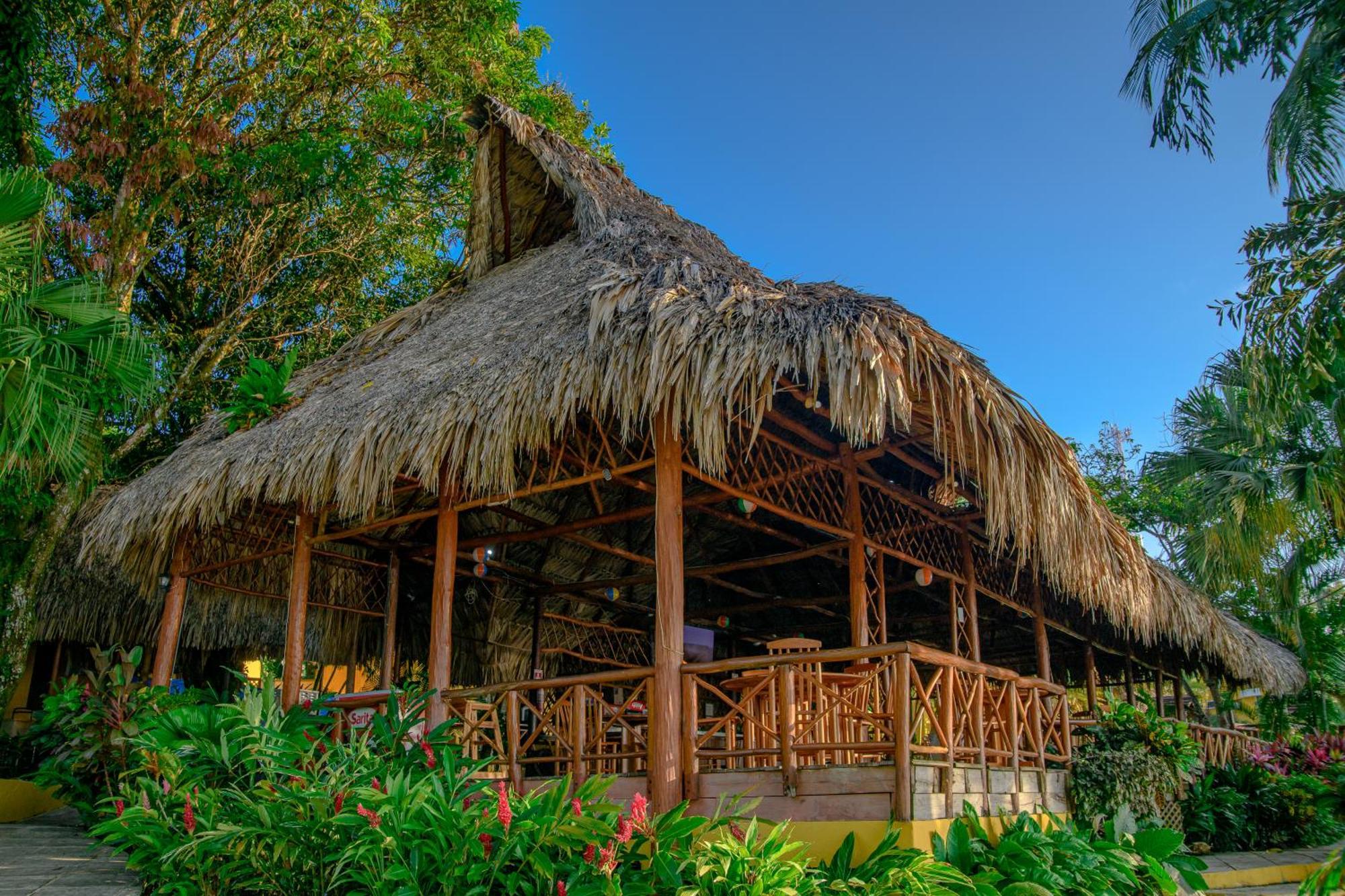Banana Palms Hotel Ріо-Дульсе Екстер'єр фото